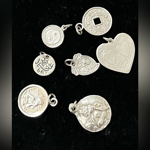 6 charms Sterling silver mixed size pendants cherub angel hearts yin yang - Picture 3 of 8